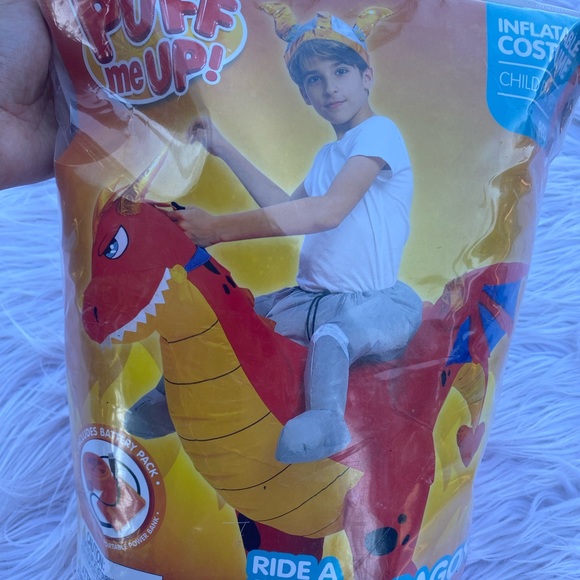 Childs inflatable ride on red dragon costume (D1) - Picture 1 of 3